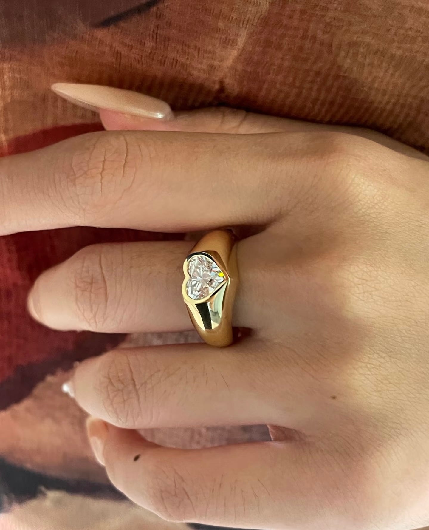 18k Gold 1.5ct Heart Shape Lab-Grown Diamond Ring
