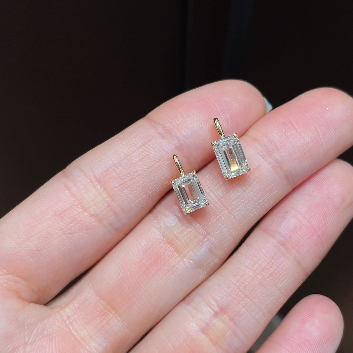 18K Yellow Gold 1ct Lab Grown Diamond Pendant