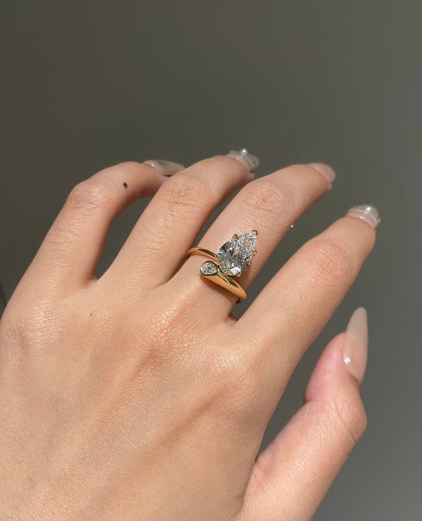 18k Yellow Gold 3ct Lab-Grown Pear Shape Diamond Ring