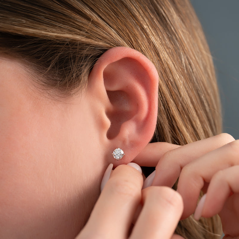 18K Gold Stud Earrings Set With Round Lab Diamonds