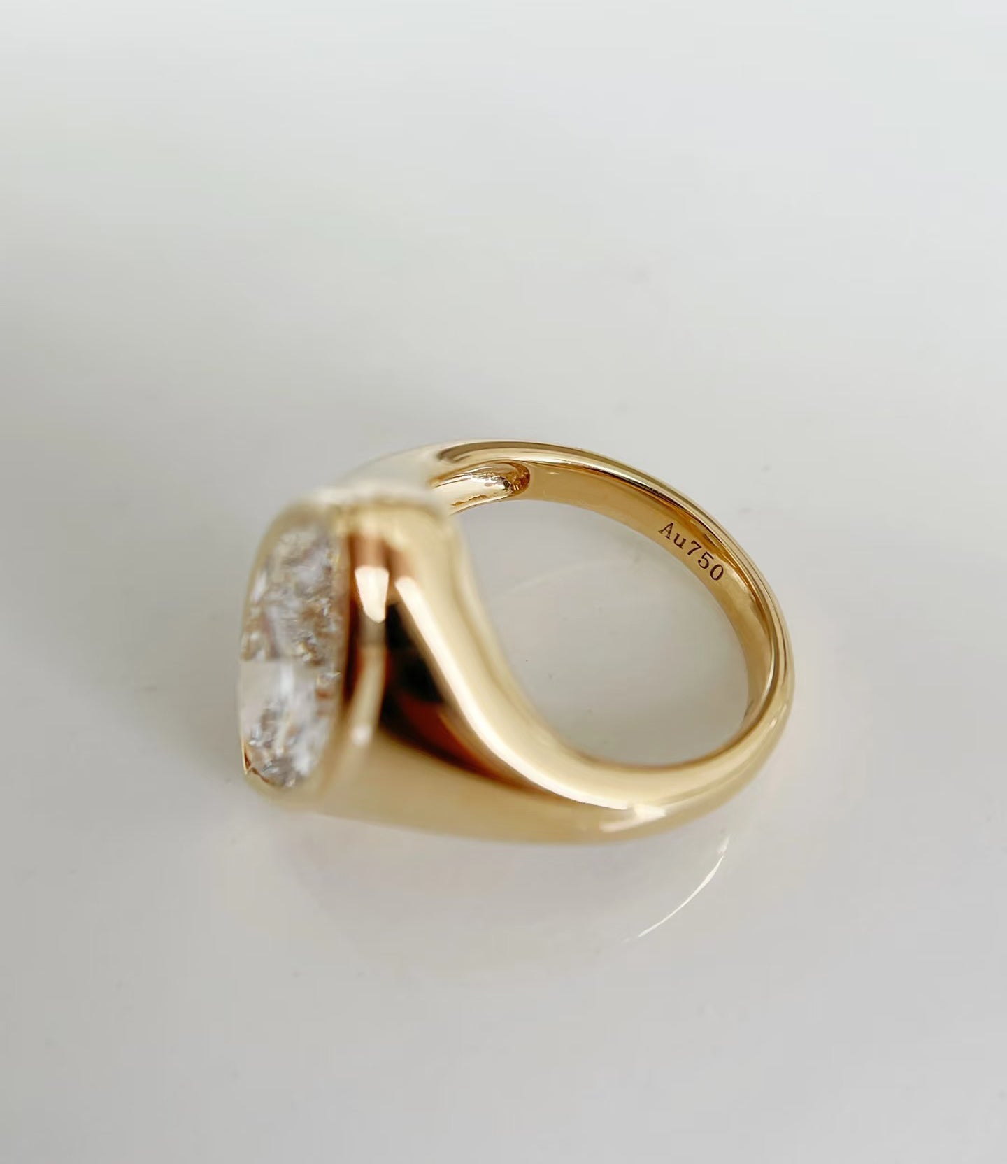 18k Yellow Gold 2ct Lab-Grown Marquise Diamond Ring