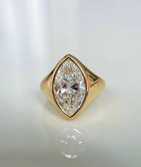 18k Yellow Gold 2ct Lab-Grown Marquise Diamond Ring