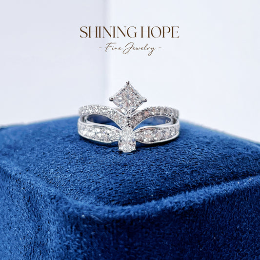 Princess Cut Diamond Ring