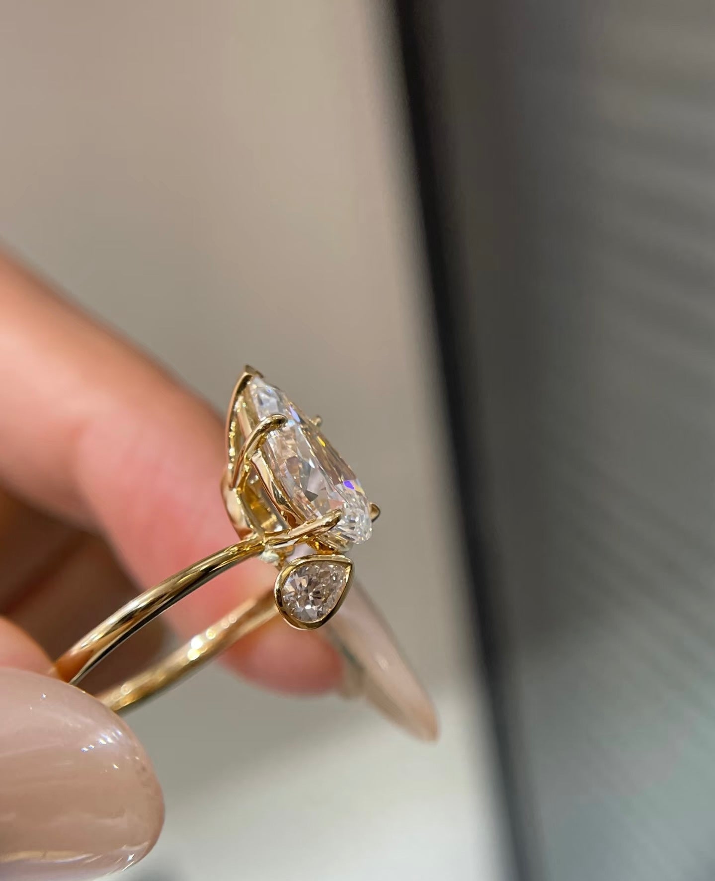 18k Yellow Gold 3ct Lab-Grown Pear Shape Diamond Ring
