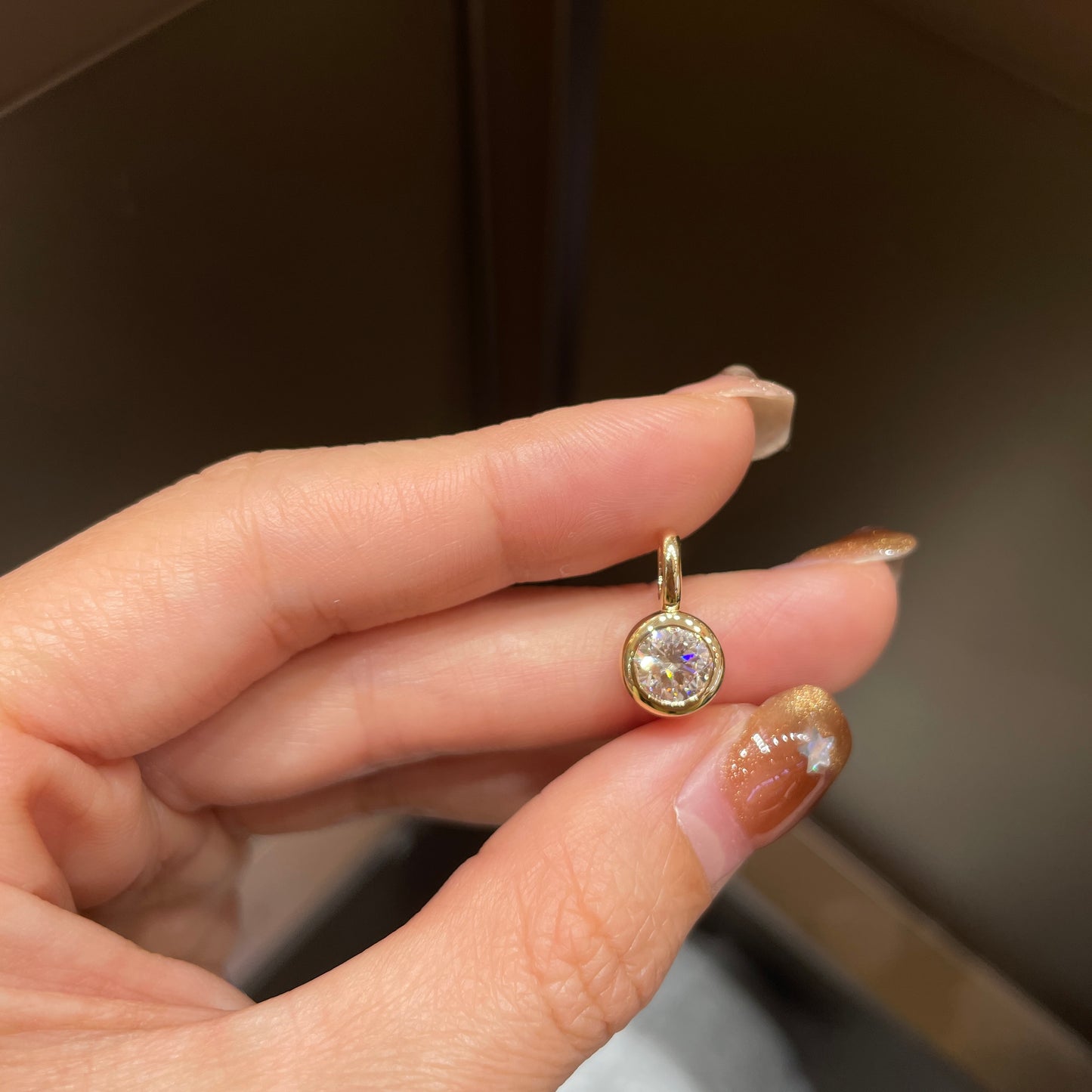 18K Yellow Gold 1.07ct Lab Grown Round Diamond Bezel Set Pendant with Universal Bail