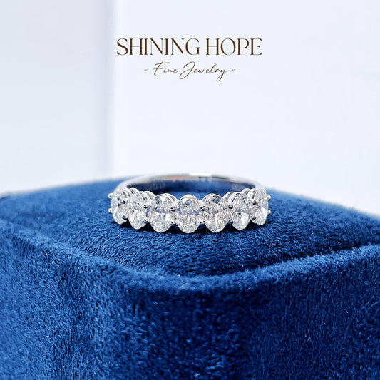 7 stones Oval Shape Diamond Ring