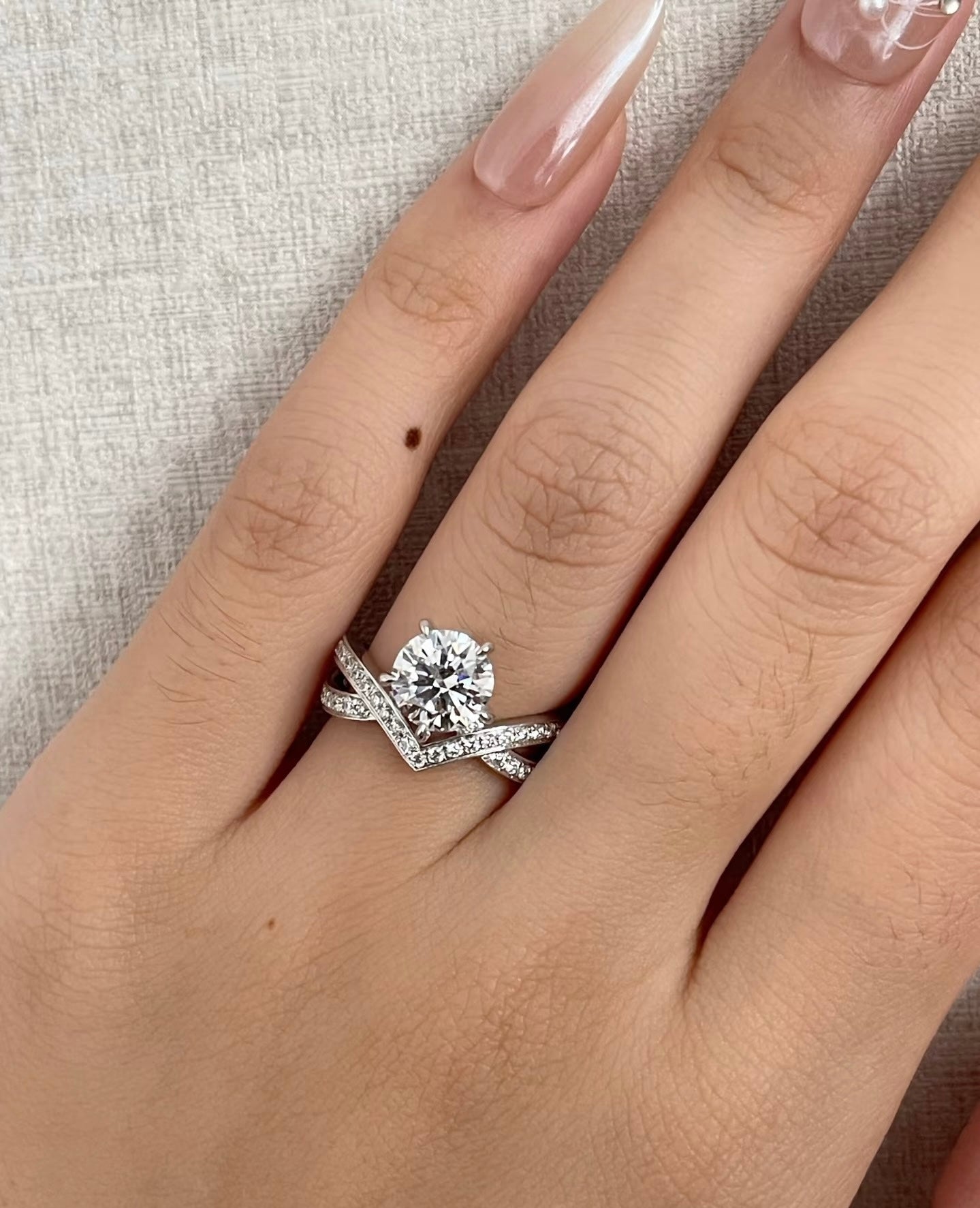 18k Gold 2ct Love Wing Lab-Grown Diamond Ring