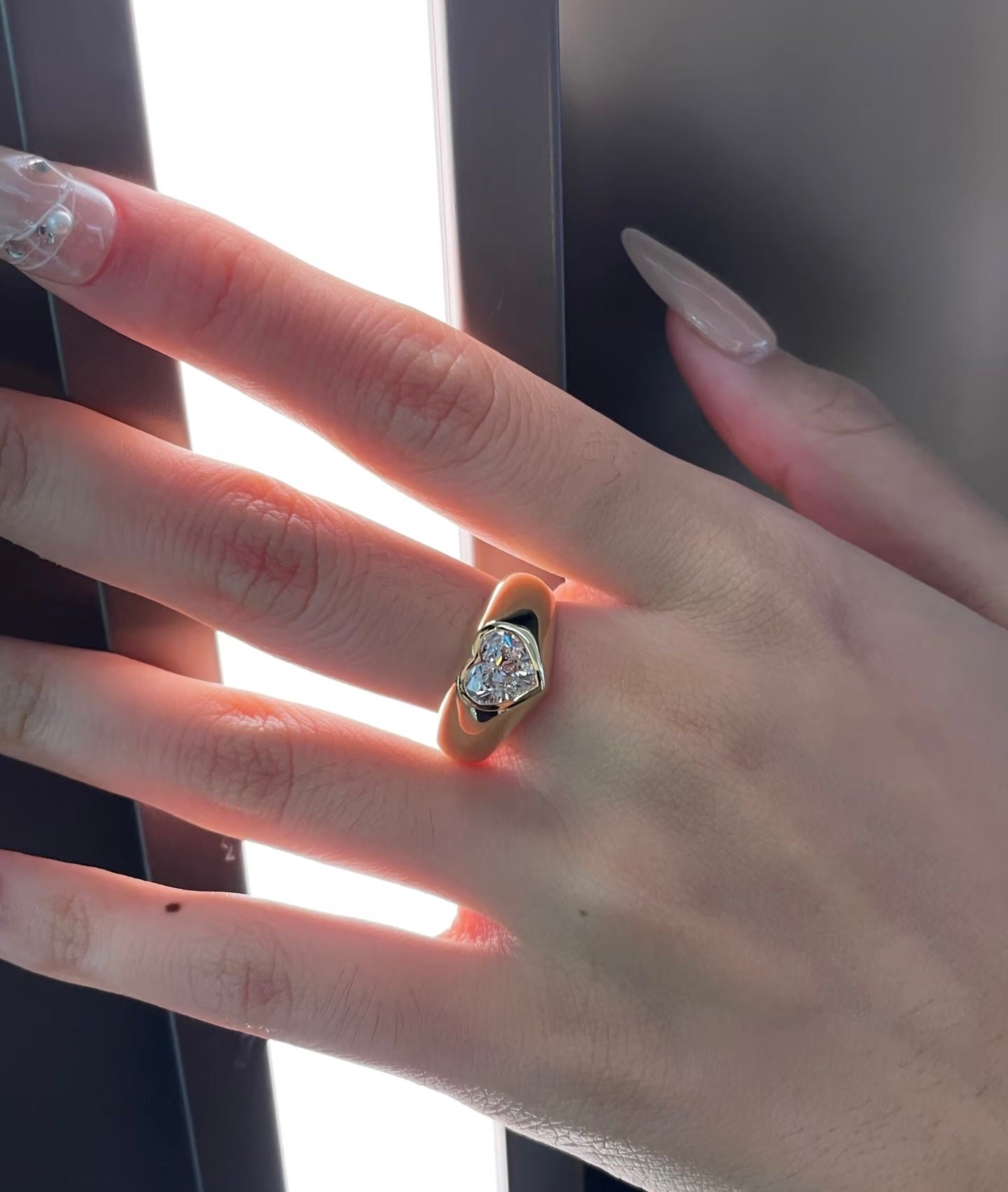 18k Gold 1.5ct Heart Shape Lab-Grown Diamond Ring